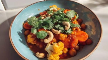 Dušená cizrna s jemným kořením.jpg